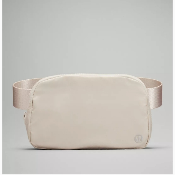lululemon athletica Handbags - Lululemon NWT Everywhere Belt Bag White Opal